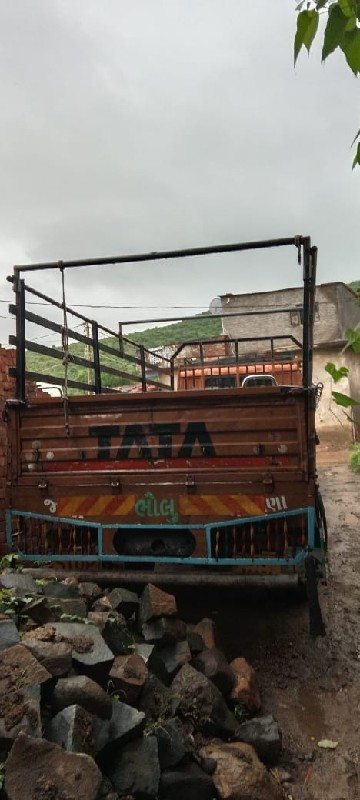 TATA LPT 709