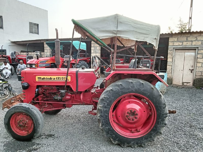 Mahindra 475