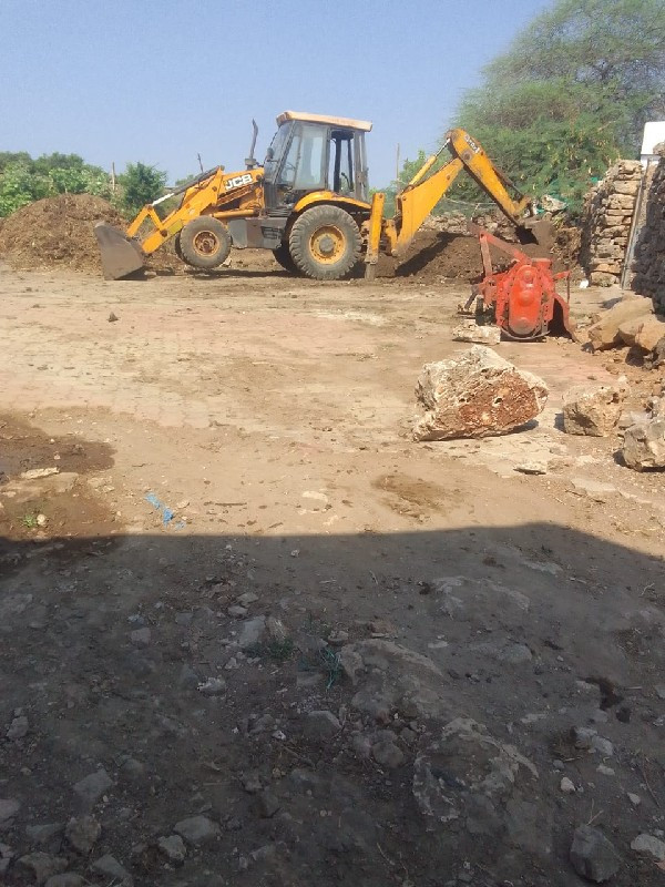 JCB વેચવાનું છે