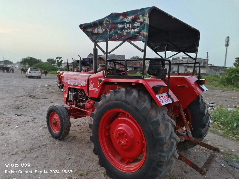 Mahindra 275Di...