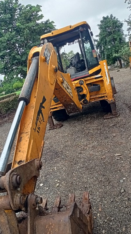 JCB