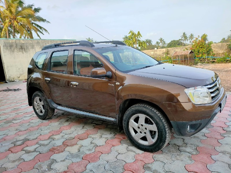 Renault duster...