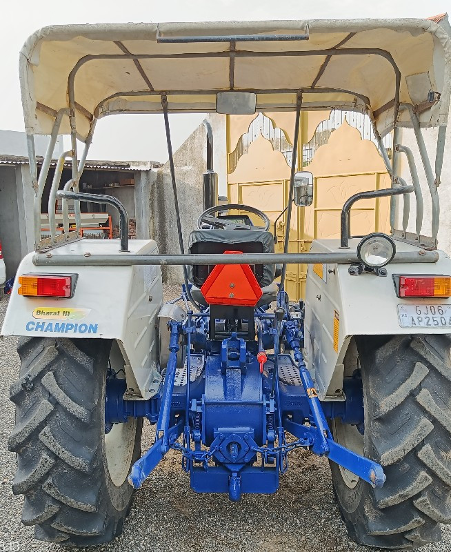 FARMTRAC 35