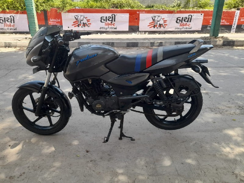 Pulsar 125