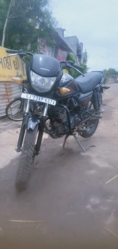 hero honda ડ્રી...