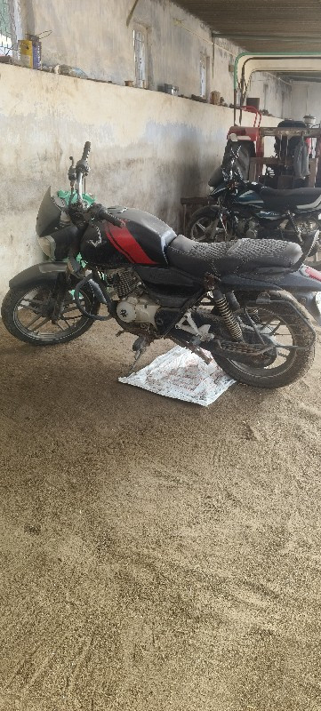 Bajaj v 15