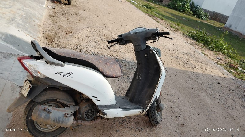 HONDA ACTIVA I...