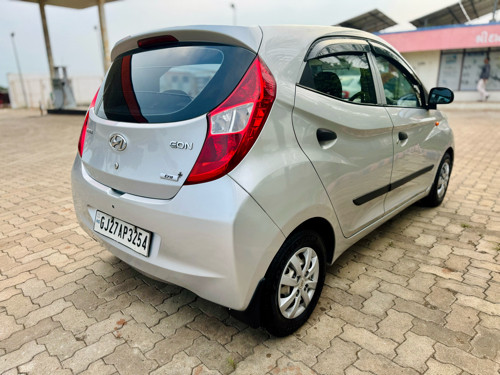 HYUNDAI EON 201...