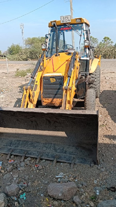 jcb 3dx 2010 .....