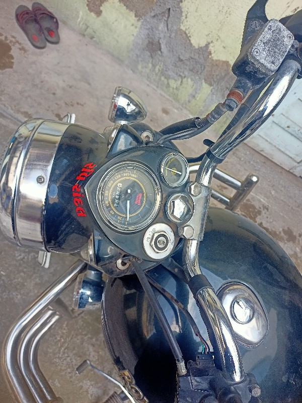 royal Enfield b...