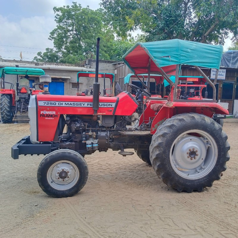 ટ્રેકટર વેચવાના...