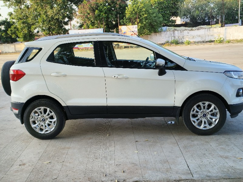 FORD ECOSPORT T...