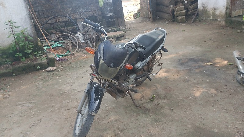 Bajaj siT100