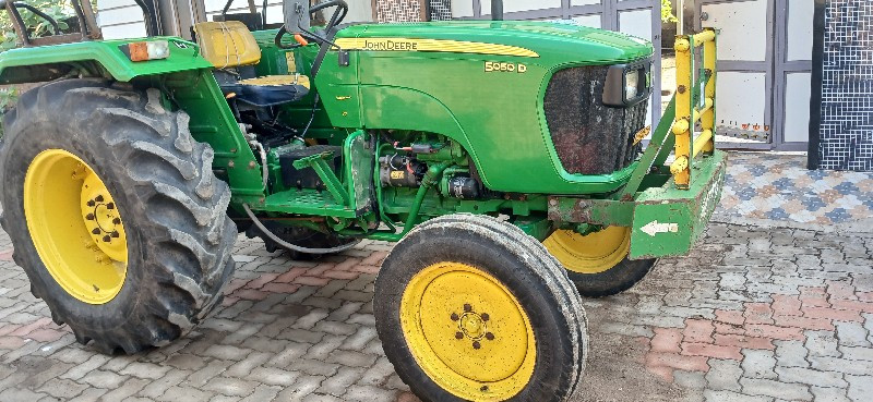 John deere 5050...