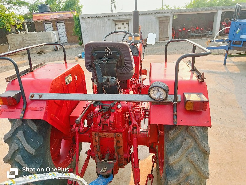 Mahindra 275 di