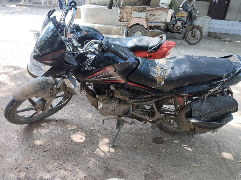 Honda sain