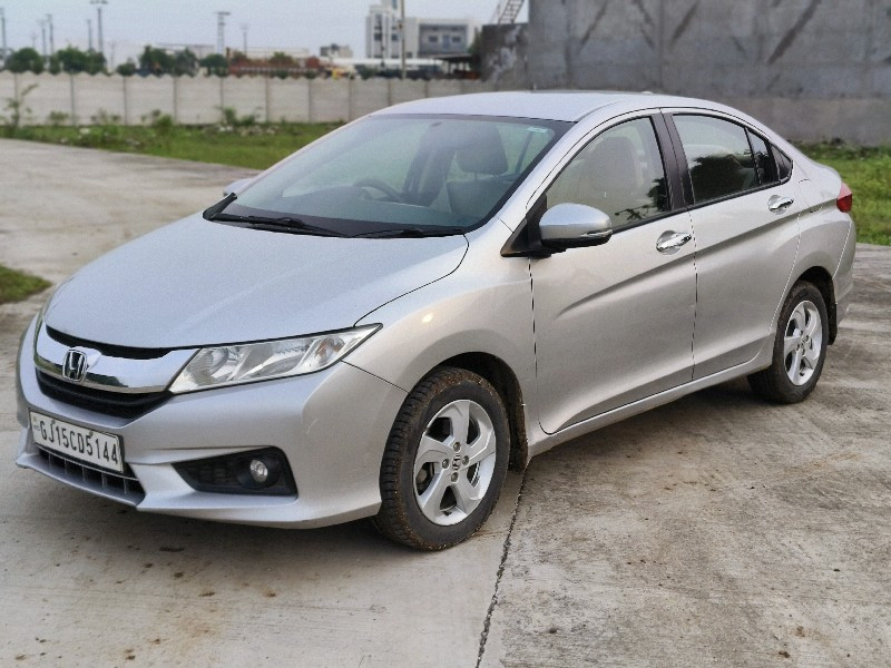 Honda City i-dt...