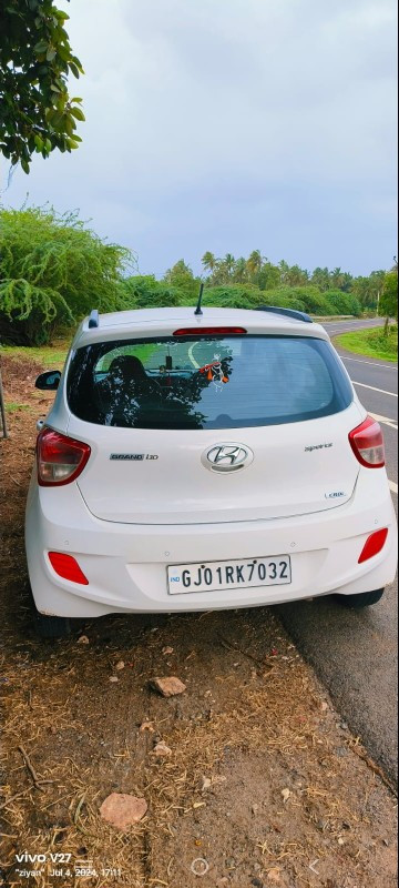 hyundai grand i...