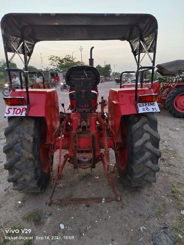 Mahindra 275Di...