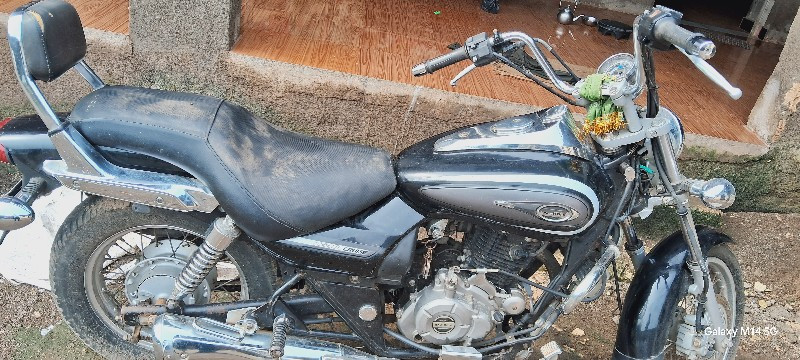 Avenger 220cc ગ...