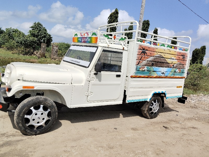 mahindra bolero...