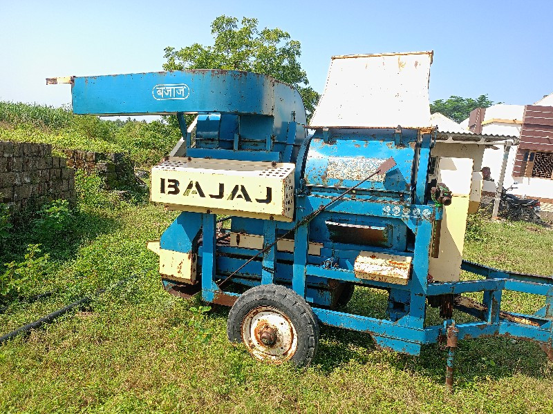 Bajaj thresar