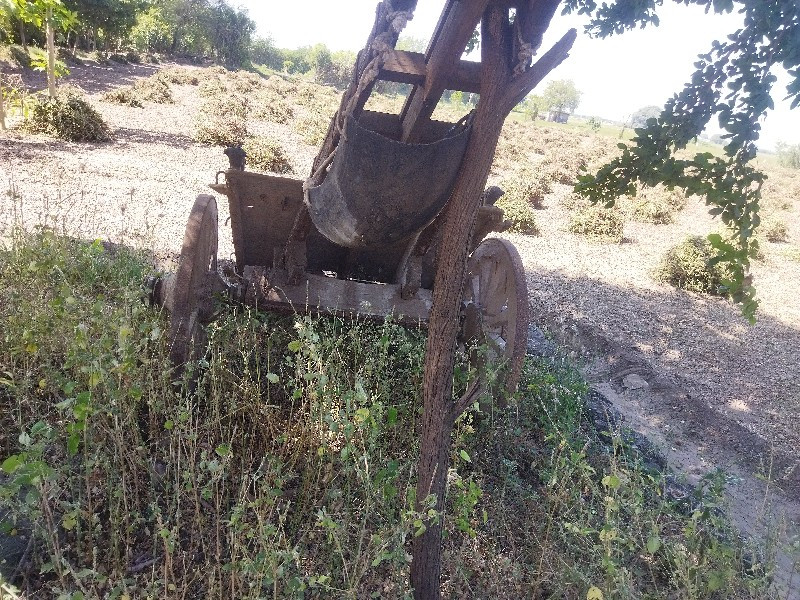 બળદ ગાડુ વેચવાન...