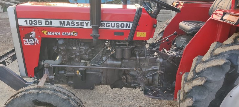 Massey Ferguson...