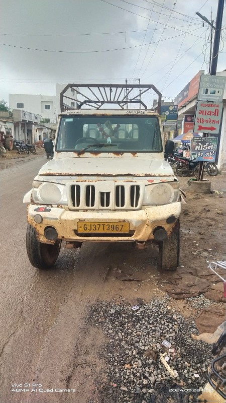 mahindra Bolero...