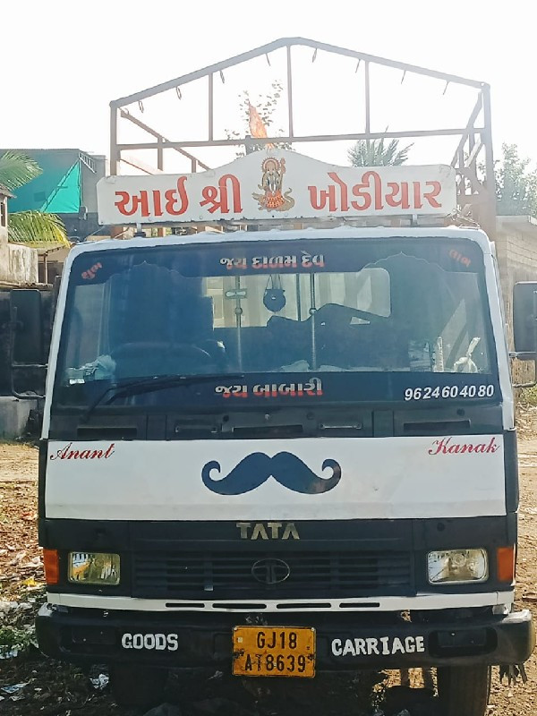 tata 909 મોડેલ...