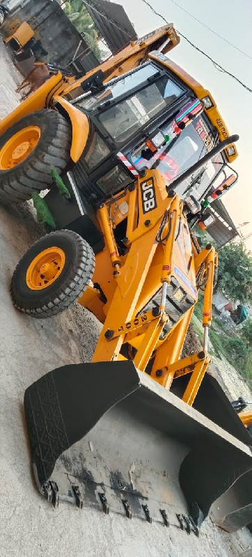 JCB