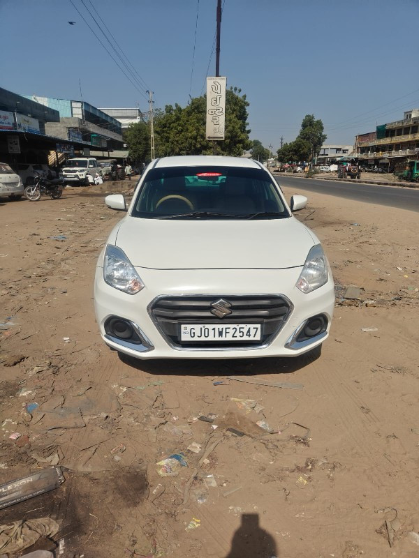 Swift dzire LXI