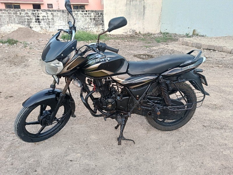 Bajaj Discover...