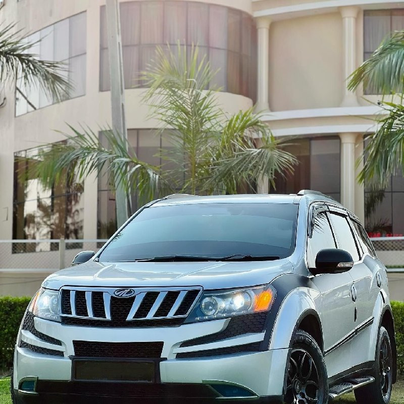 Mahindra XUV 50...