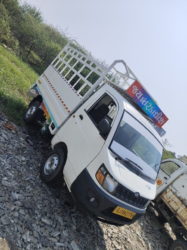 mahindra suparo...