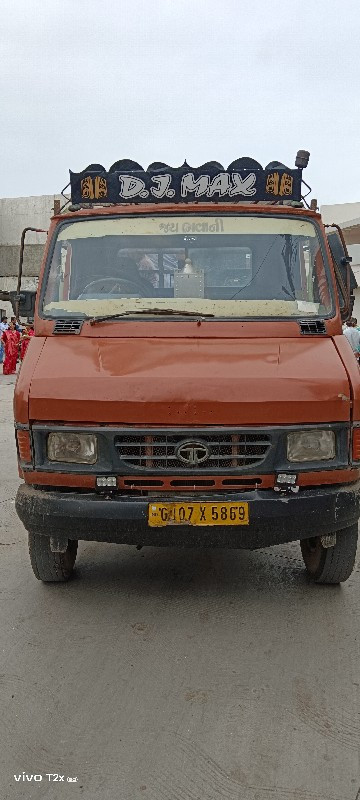 ટાટા 407