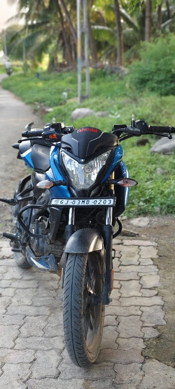 PULSAR NS125