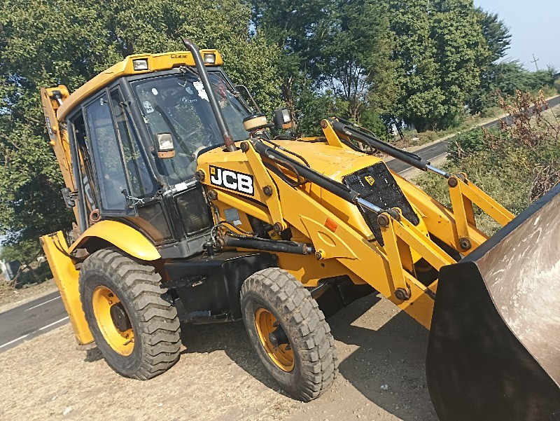 JCB 2012