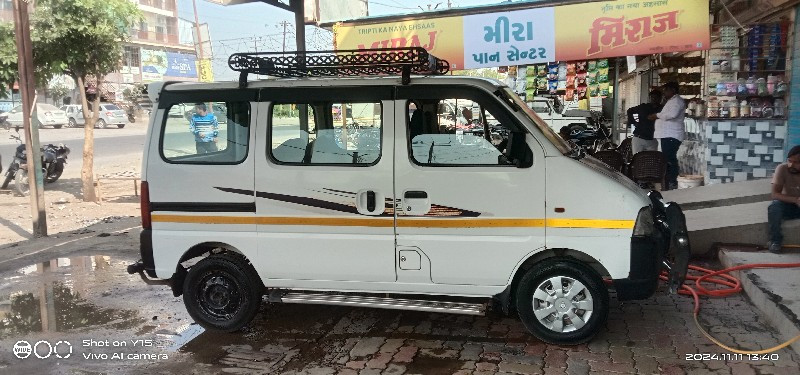 ઈકો ગાડી વેચવાન...