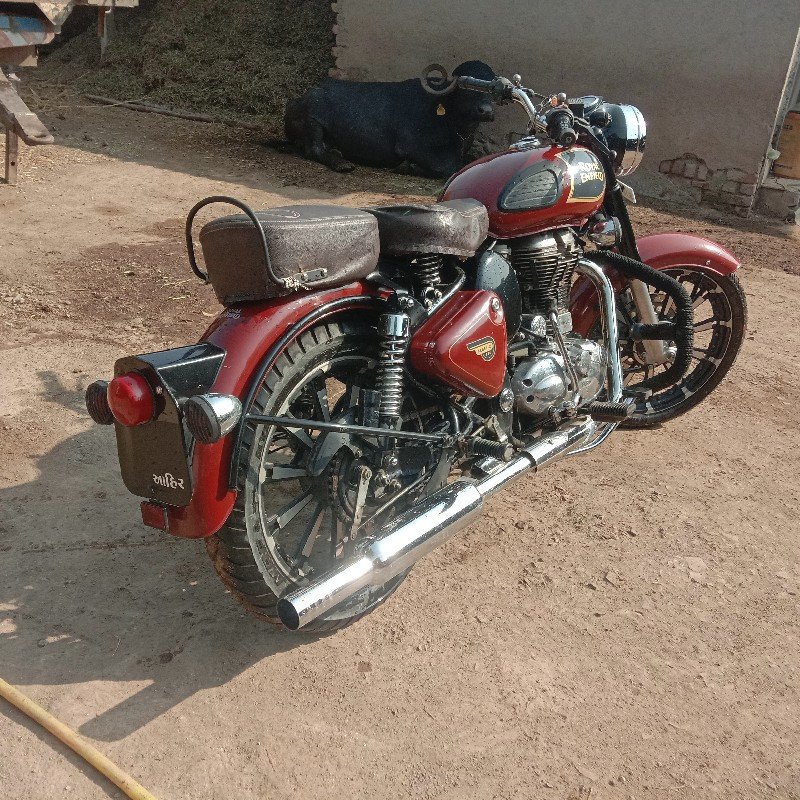 royal Enfield B...