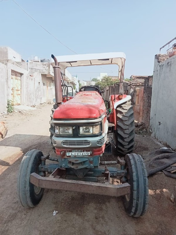 Mahindra Arjun...