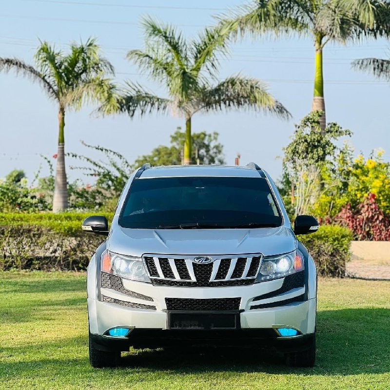 Mahindra XUV 50...