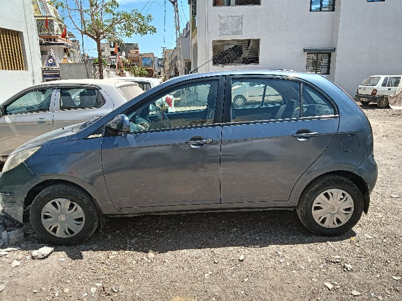 Tata Vista 2012