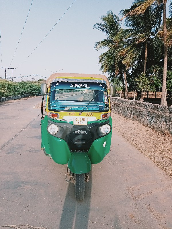 Bajaj maxima x...