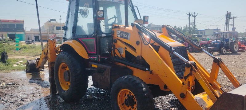 jcb