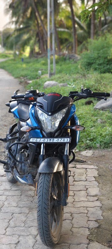 PULSAR NS125