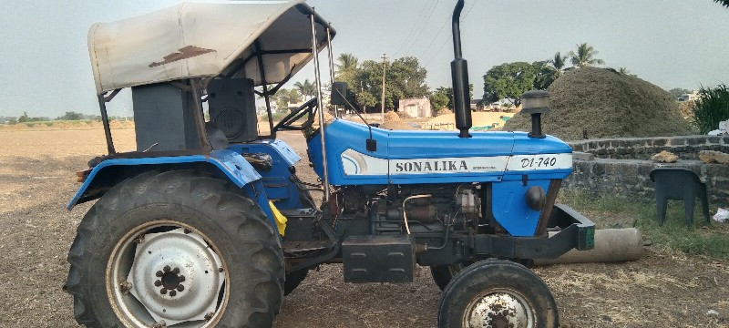 sonalika DI 740