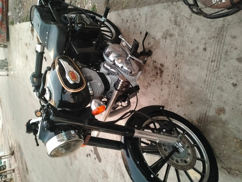 royal Enfield s...