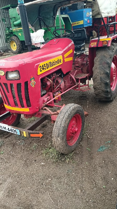 Mahindra 245 di