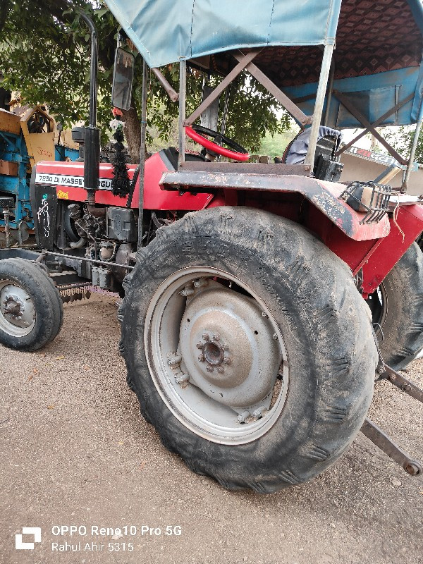 Massey 7250